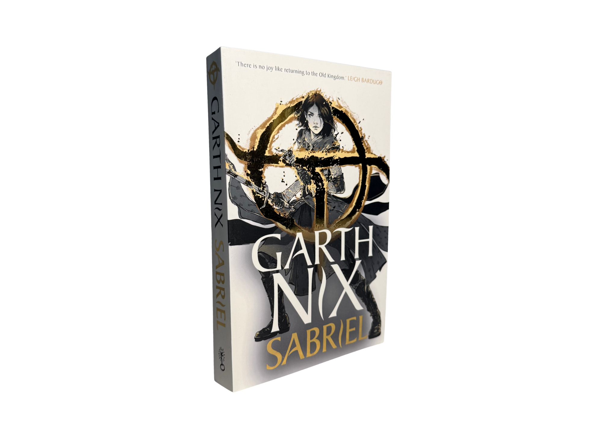 Sabriel by Garth Nix (Book 2 of The Old Kingdom)