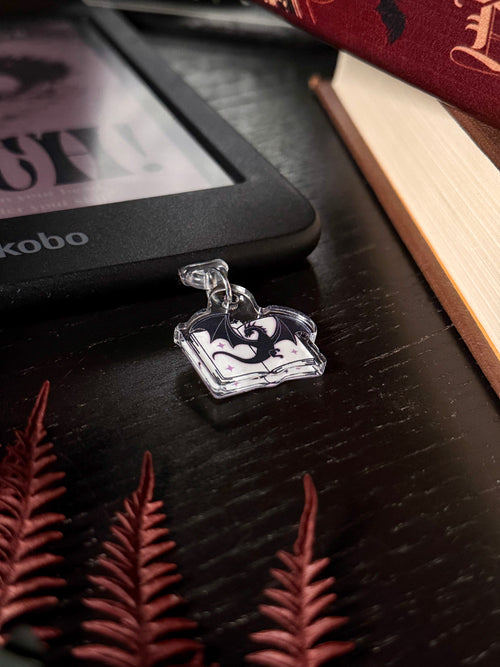 "Fantasy Book Dragon" Kindle/Kobo Charm